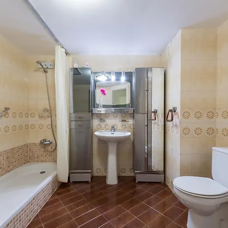 Apartment Seafront Las Canteras Beach 24